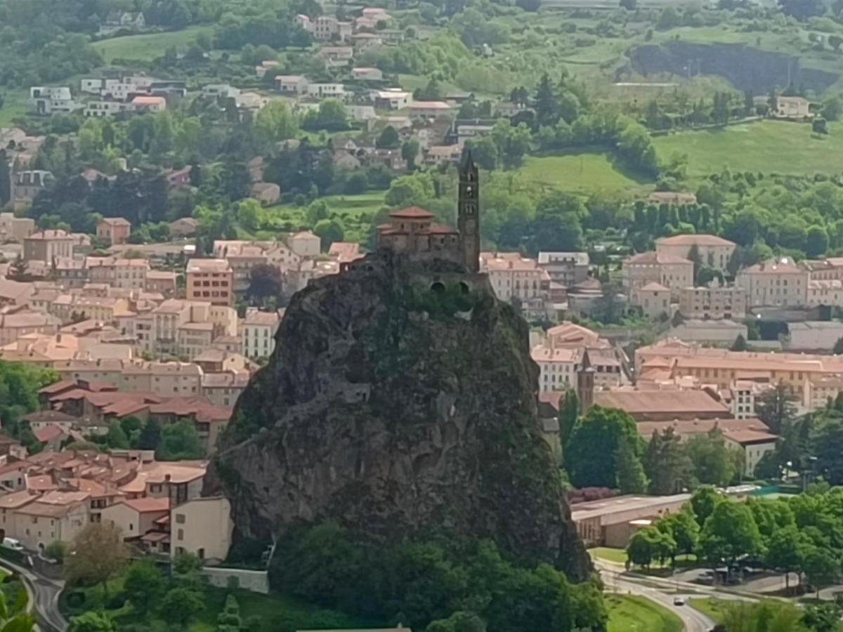 La Maison Des Roses Chadrac Dış mekan fotoğraf
